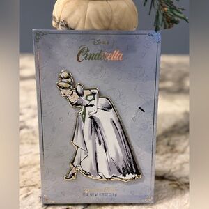 Disney Cinderella Eyeshadow Palette 12 Shades Storybook Packaging Brand New!